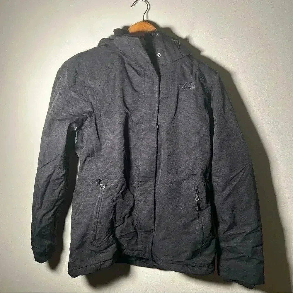 Ladies north face winter jacket M - Picture 4 of 11